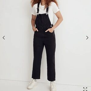 Madewell Straight Leg Overalls in Lunar Wash